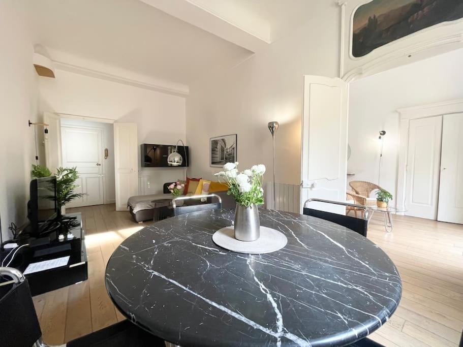 Homelivia, Vieux Nice, Appartement De Charme, Clim Balcon Экстерьер фото